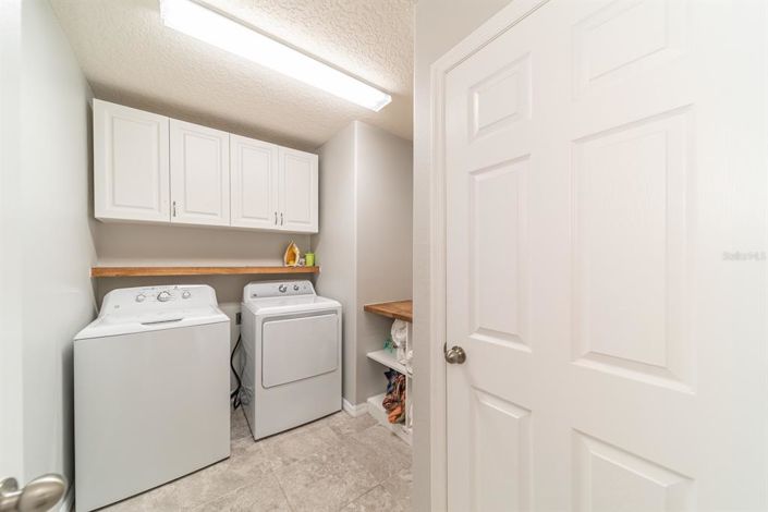 Image No.30-4 Bed House for sale