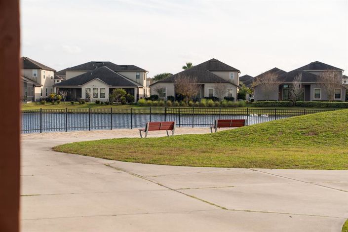 Image No.33-4 Bed House for sale