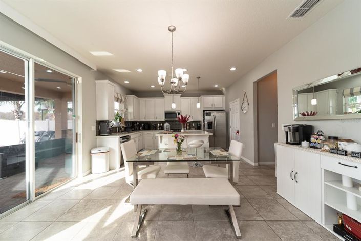 Image No.6-4 Bed House for sale