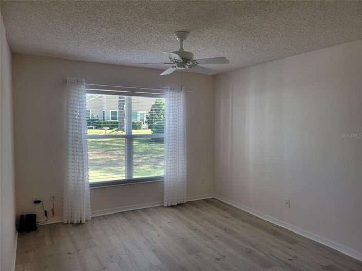 Image No.12-2 Bed House for sale