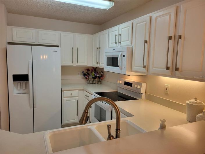 Image No.7-2 Bed House for sale