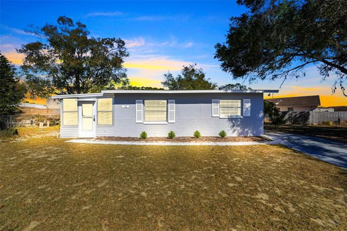 Image No.2-Maison de 2 chambres à vendre à Saint John