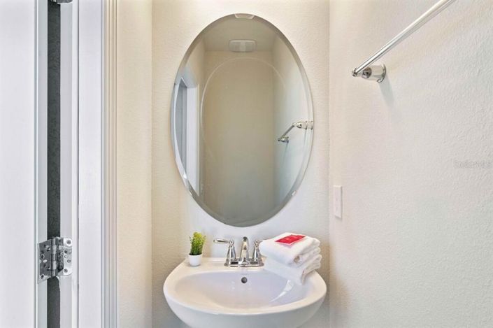 Image No.13-5 Bed Townhouse for sale