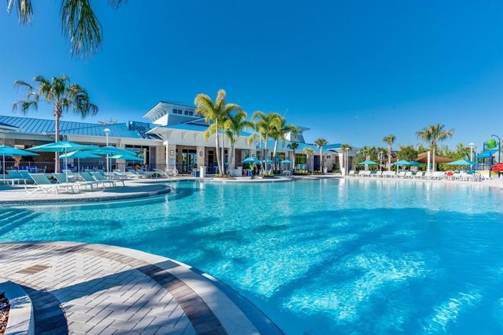 Image No.19-5 Bed Townhouse for sale