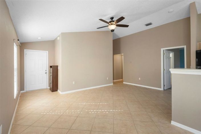 Image No.25-3 Bed House for sale