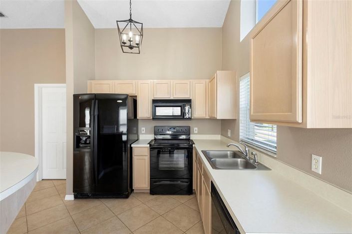 Image No.37-3 Bed House for sale