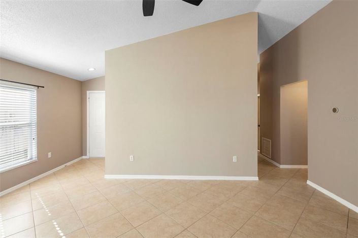 Image No.39-3 Bed House for sale