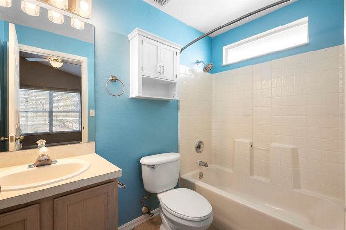 Image No.42-3 Bed House for sale