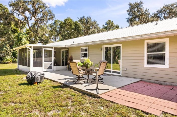 Image No.25-3 Bed House for sale