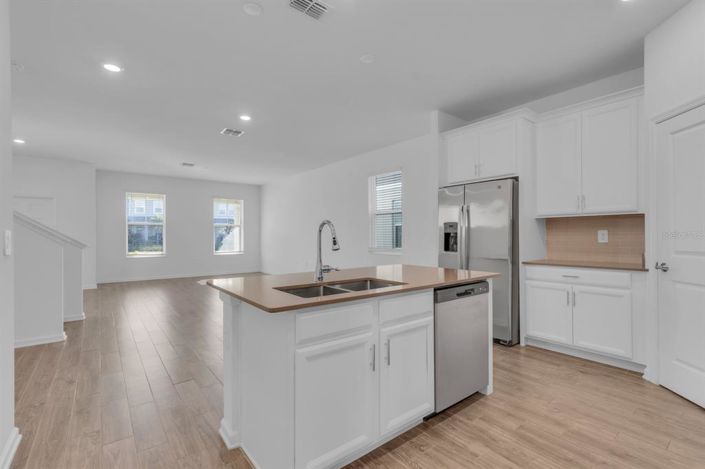 Image No.10-4 Bed House for sale