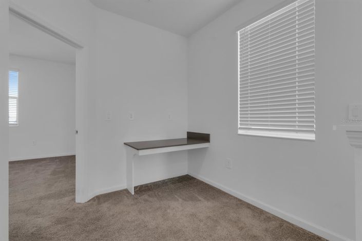 Image No.21-4 Bed House for sale