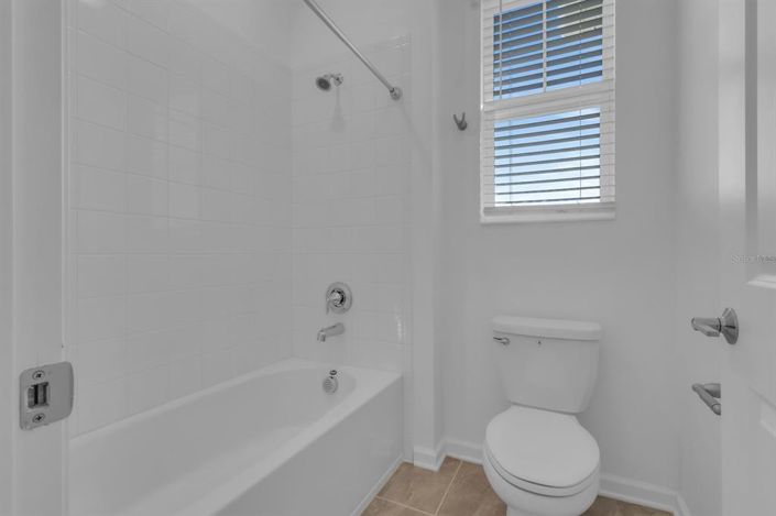 Image No.36-4 Bed House for sale