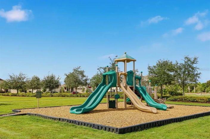 Image No.40-4 Bed House for sale