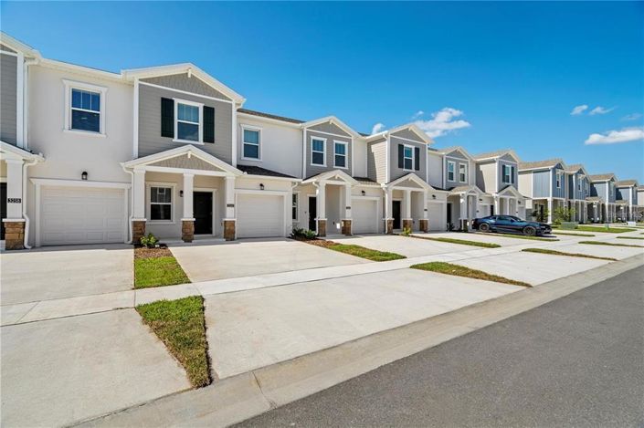 Image No.2-3 Bed Townhouse for sale