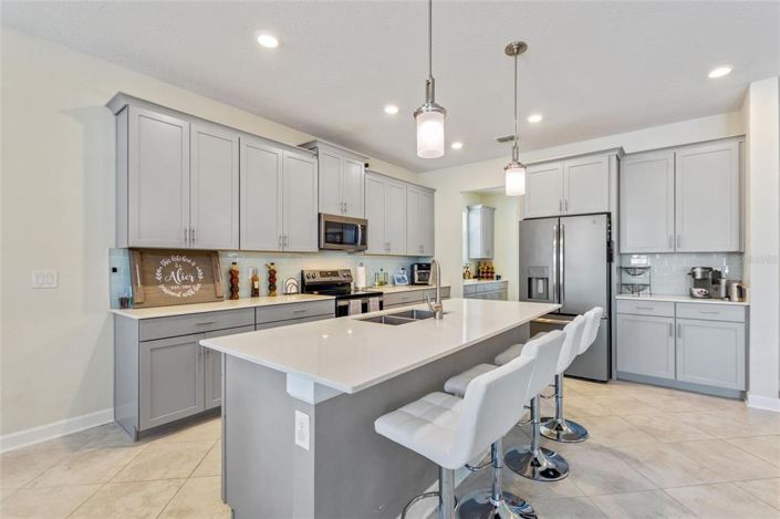 Image No.13-4 Bed House for sale