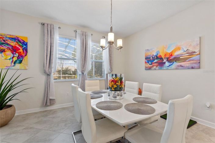 Image No.15-4 Bed House for sale