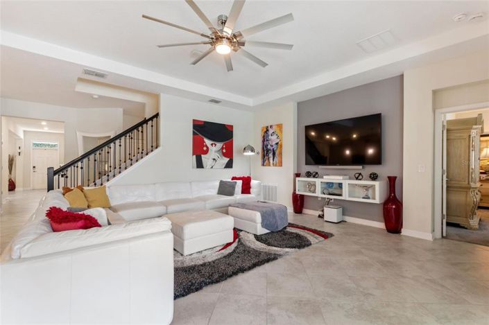 Image No.18-4 Bed House for sale