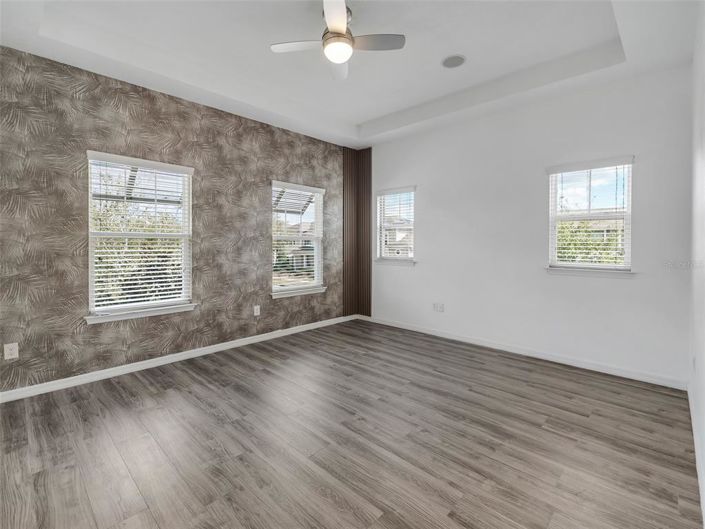 Image No.19-3 Bed Townhouse for sale