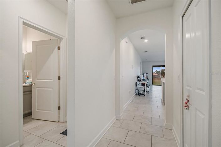 Image No.18-3 Bed Apartment for sale