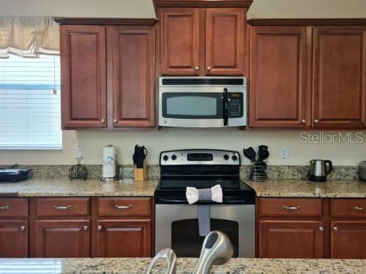 Image No.24-5 Bed House for sale