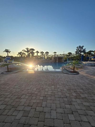 Image No.51-5 Bed House for sale