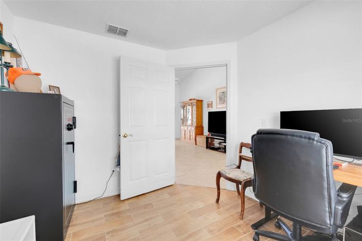 Image No.14-3 Bed House for sale