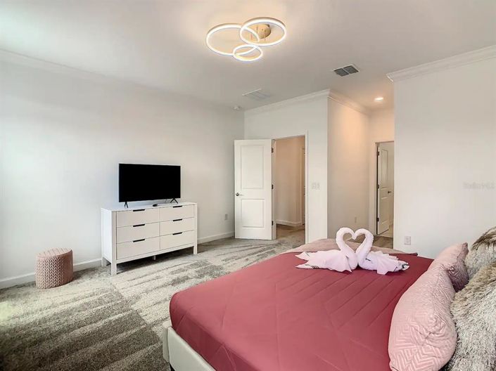 Image No.14-6 Bed House for sale