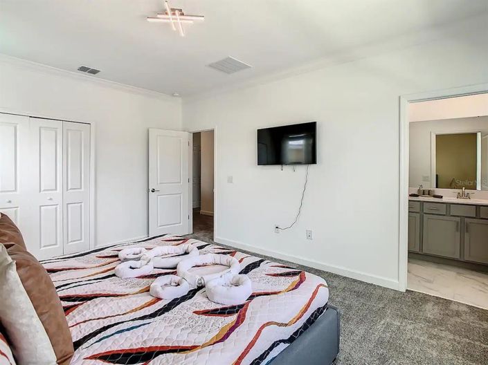 Image No.19-6 Bed House for sale