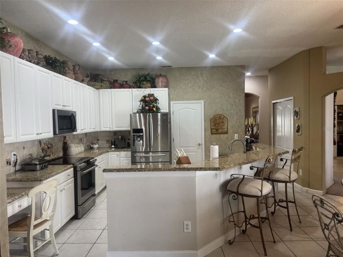 Image No.21-4 Bed House for sale