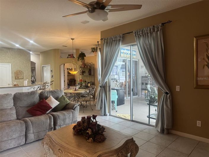 Image No.32-4 Bed House for sale