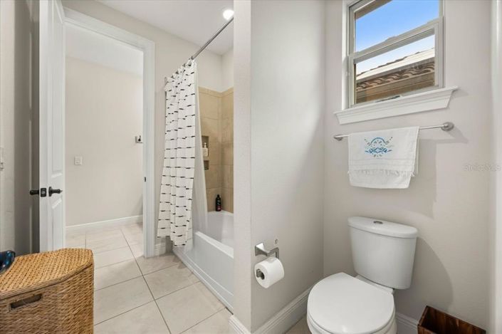 Image No.31-6 Bed House for sale