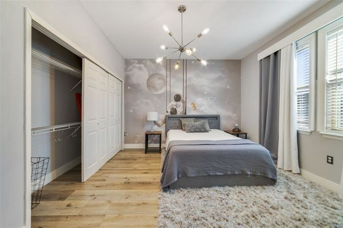 Image No.17-5 Bed House for sale