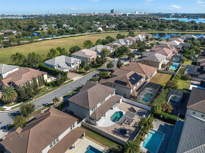 Image No.31-5 Bed House for sale