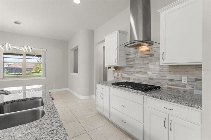 Image No.17-4 Bed House for sale