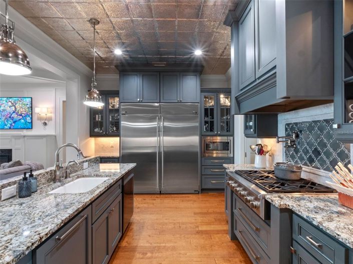 Image No.36-5 Bed House for sale