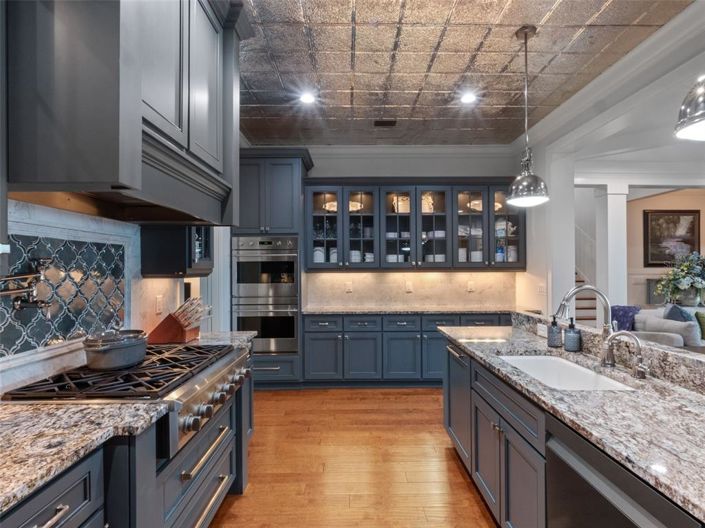 Image No.38-5 Bed House for sale