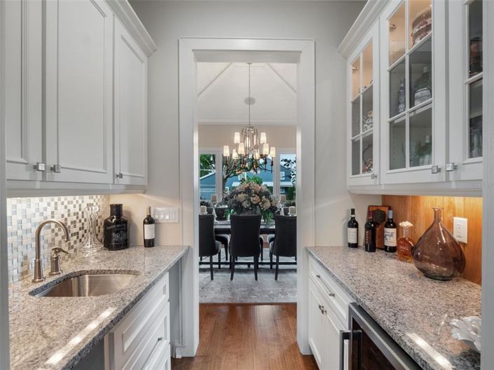 Image No.45-5 Bed House for sale