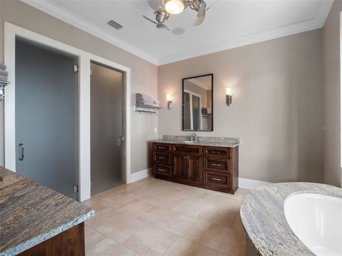 Image No.59-5 Bed House for sale