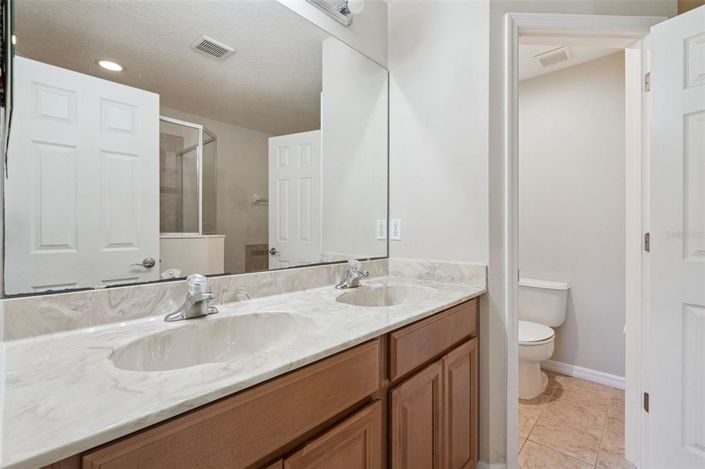 Image No.27-3 Bed Townhouse for sale