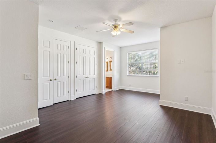 Image No.20-5 Bed House for sale