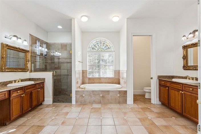 Image No.21-5 Bed House for sale