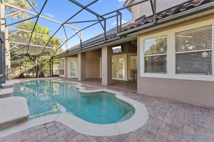 Image No.33-5 Bed House for sale