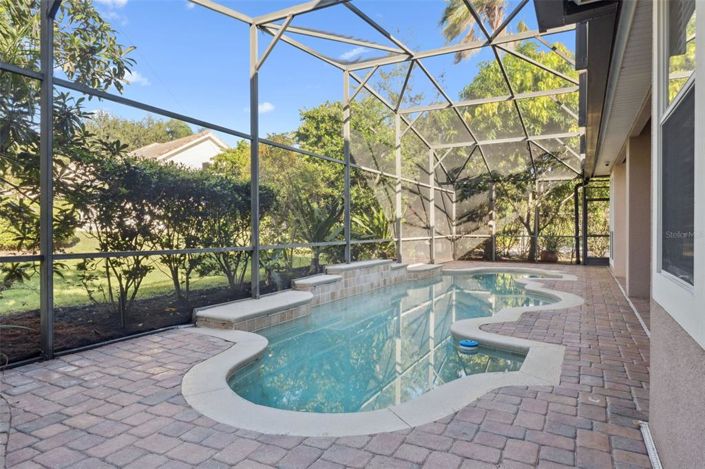 Image No.34-5 Bed House for sale