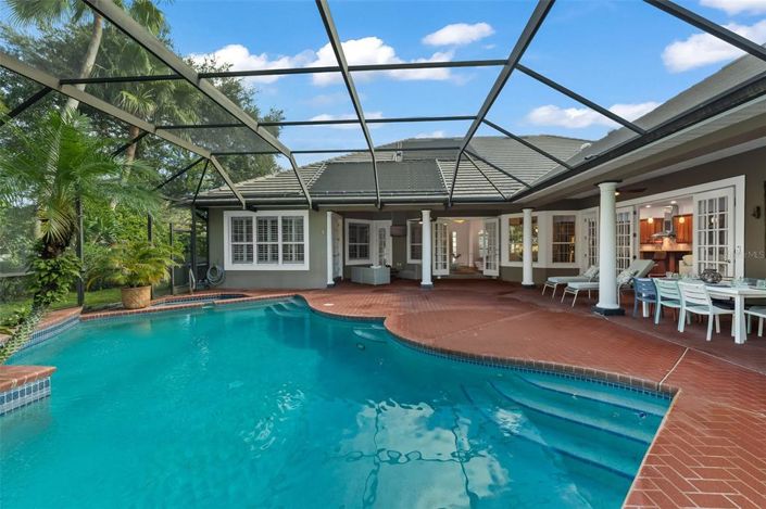 Image No.55-5 Bed House for sale