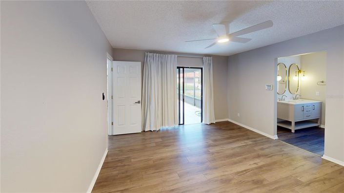 Image No.11-2 Bed Villa for sale