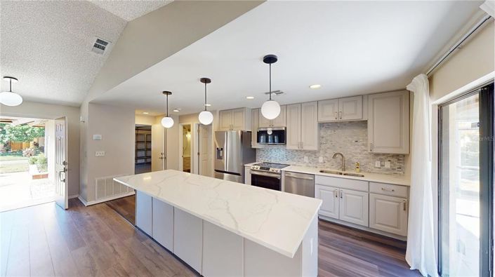 Image No.6-2 Bed Villa for sale