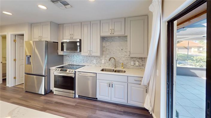 Image No.7-2 Bed Villa for sale