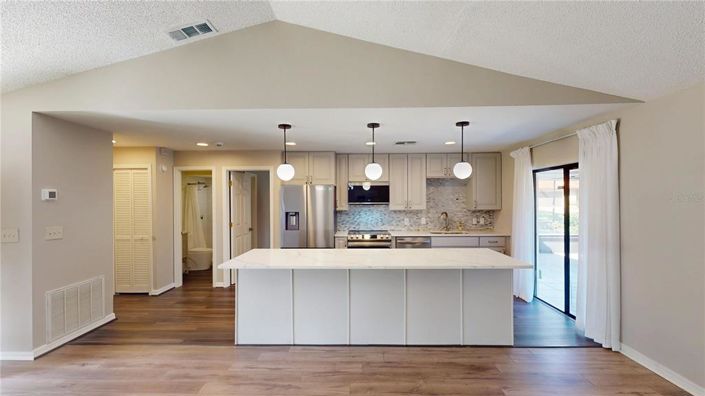 Image No.9-2 Bed Villa for sale