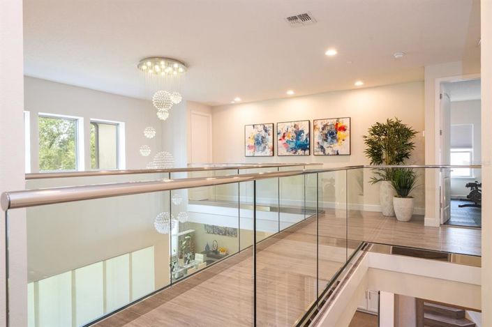 Image No.56-4 Bed House for sale