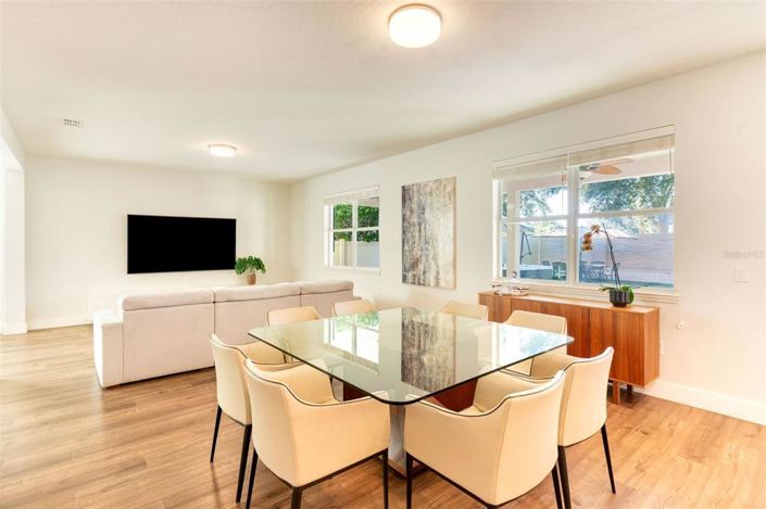 Image No.12-3 Bed House for sale